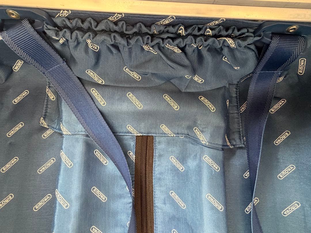 RIMOWA 旧トパーズ 2輪 32L 機内持込可 ドイツ製 ※内装剥がれあり
