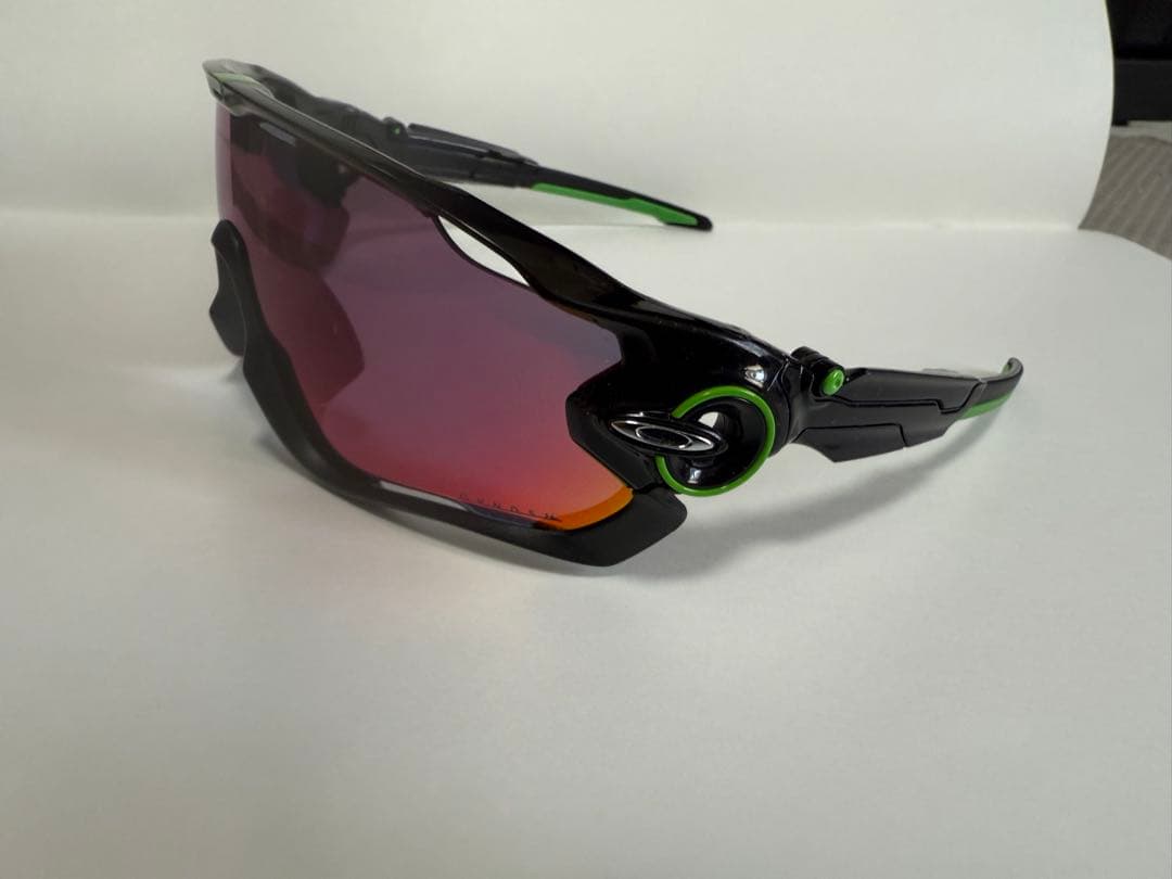 小物 Oakley Jawbreaker