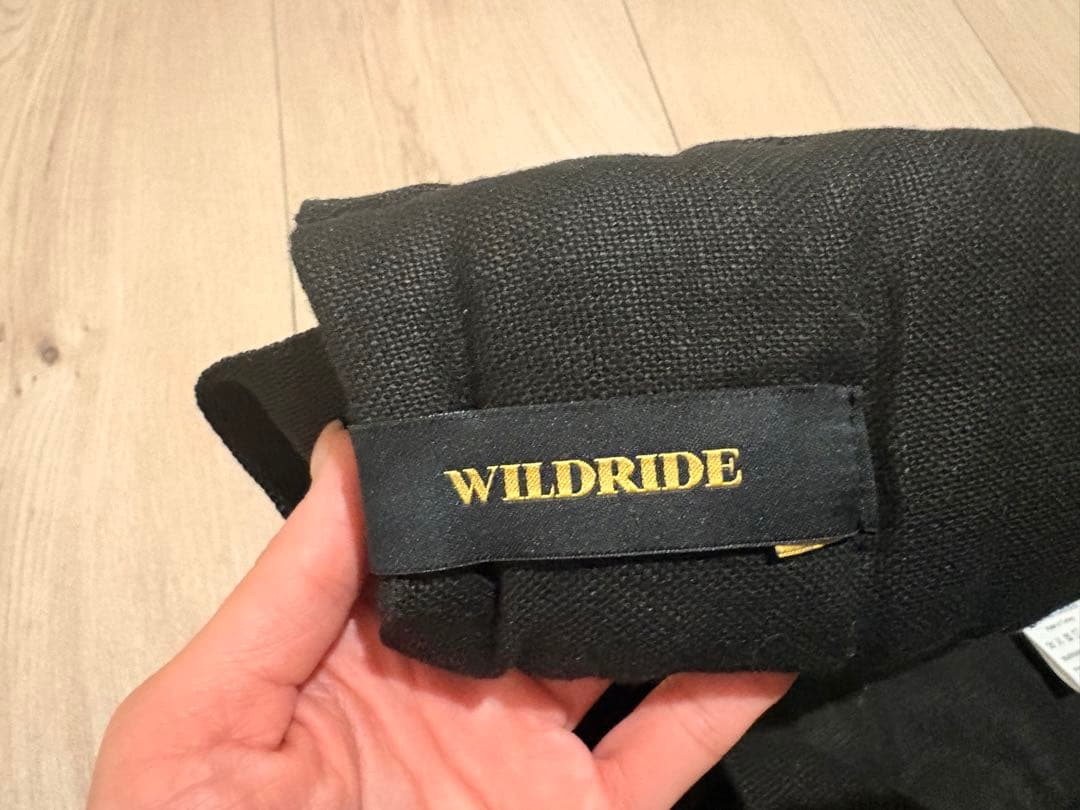 WILDRIDE 黒いヒップシート 収納ポーチ付き