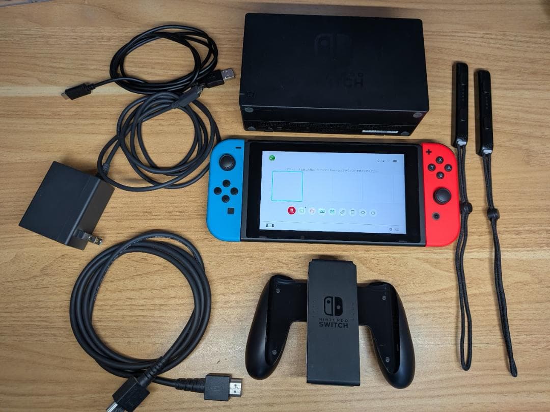 Nintendo Switch 本体（128GB SDカード・ソフトケース付）