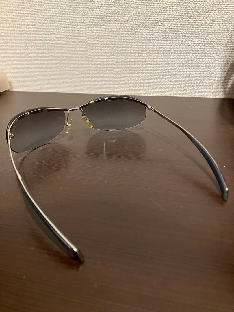 police メタルフレーム サングラス