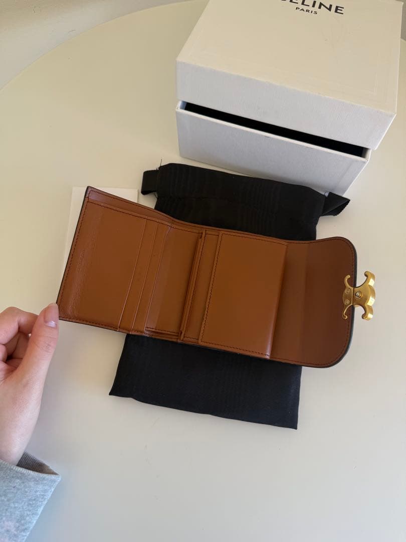【箱付き】CELINE トリオンフ スモール フラップウォレット ブラウン
