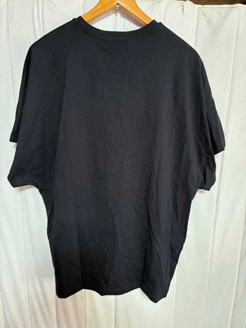 【新品タグ付き】VERSACE セーフティピン ロゴ　Ｔシャツ　黒