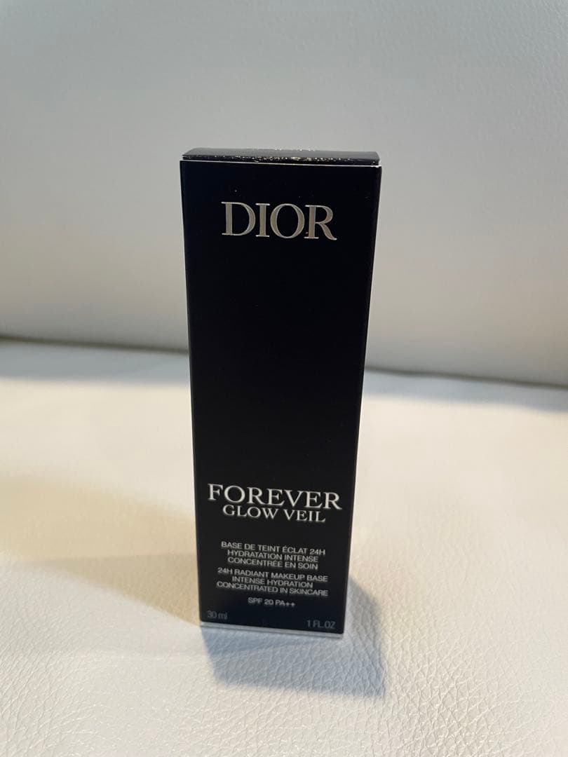 Dior ディオールスキン　フォーエバー　グロウ　ヴェール