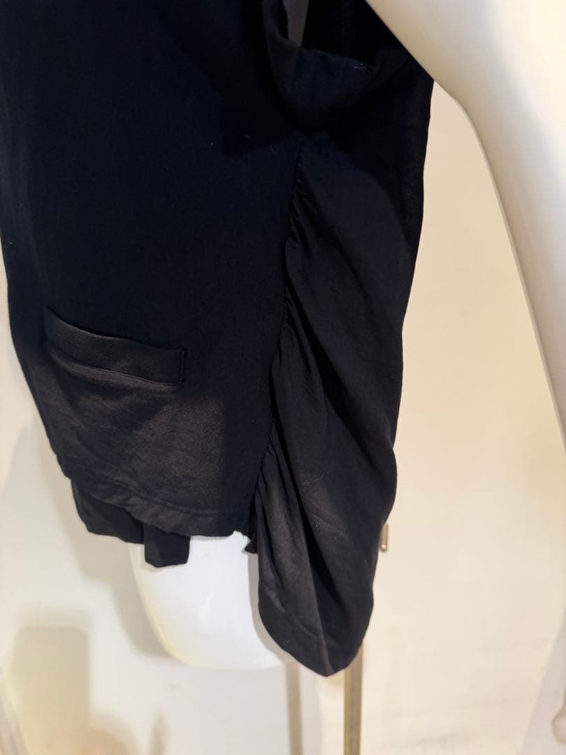 LIMIfew 黒 半袖スキッパーCS 美品