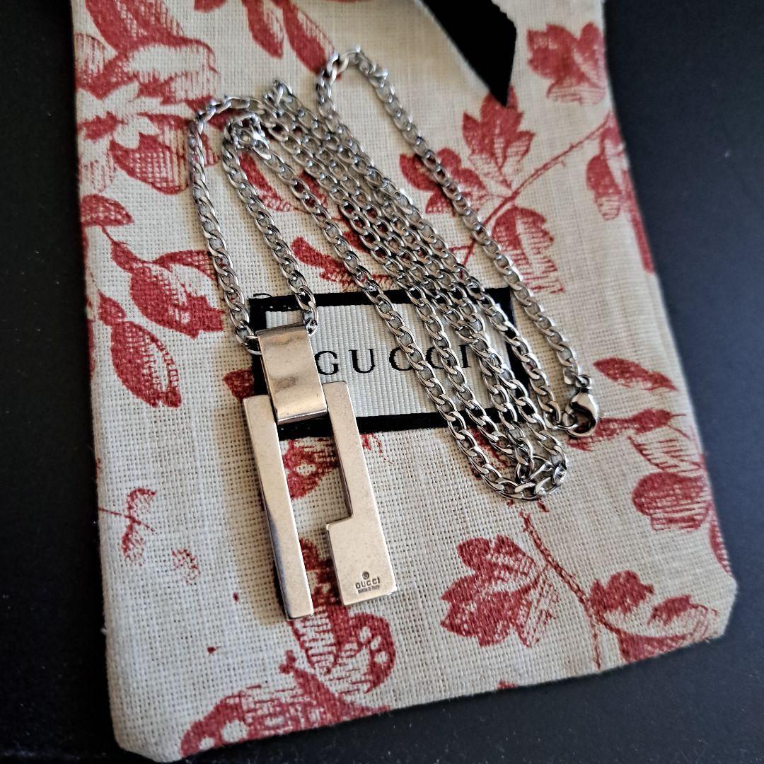 GUCCI シルバーロゴペンダントネックレス60cm3㎜