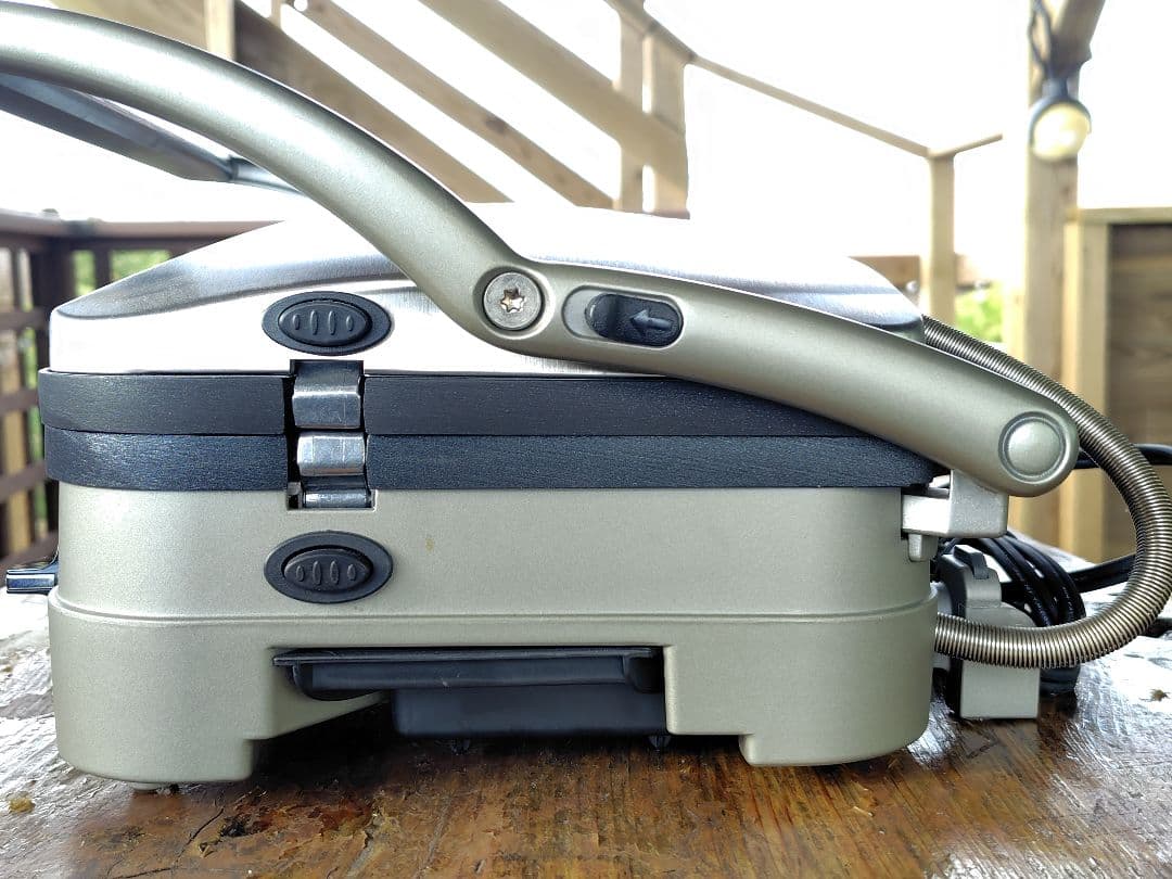 Cuisinart ホットプレート・サンドイッチメーカー　GR-4NJ
