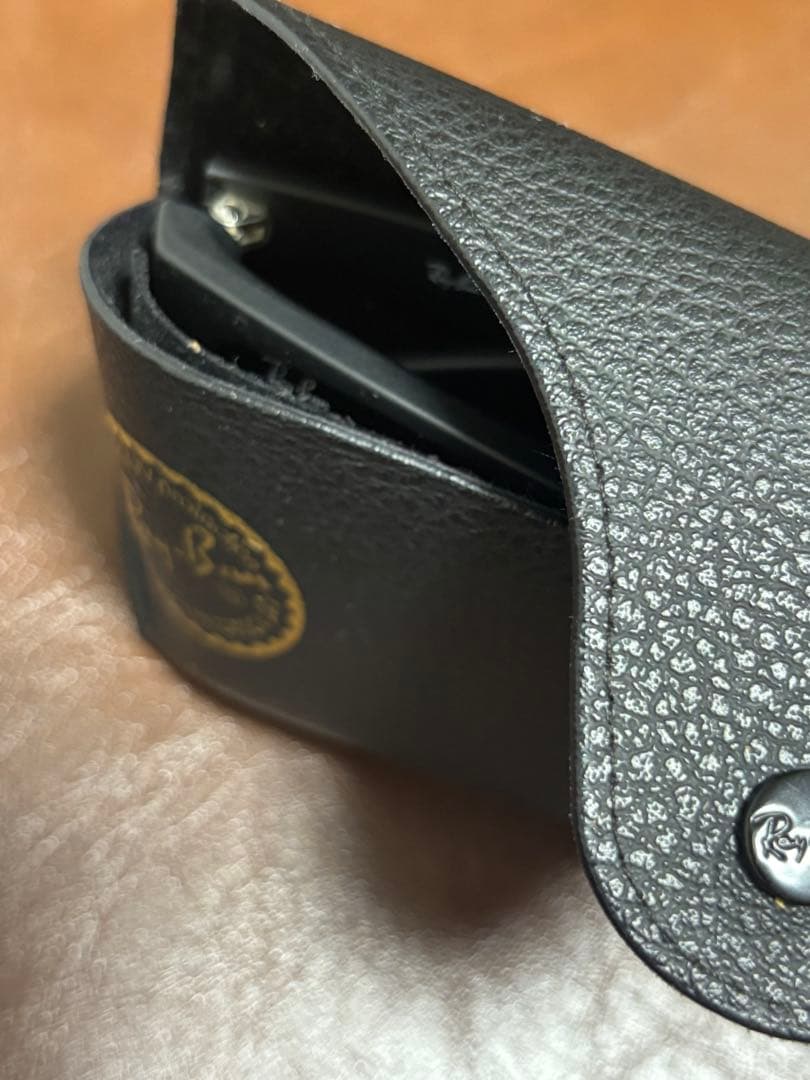 は*ゃ様 Ray-Ban ブラックサングラス ケース付き