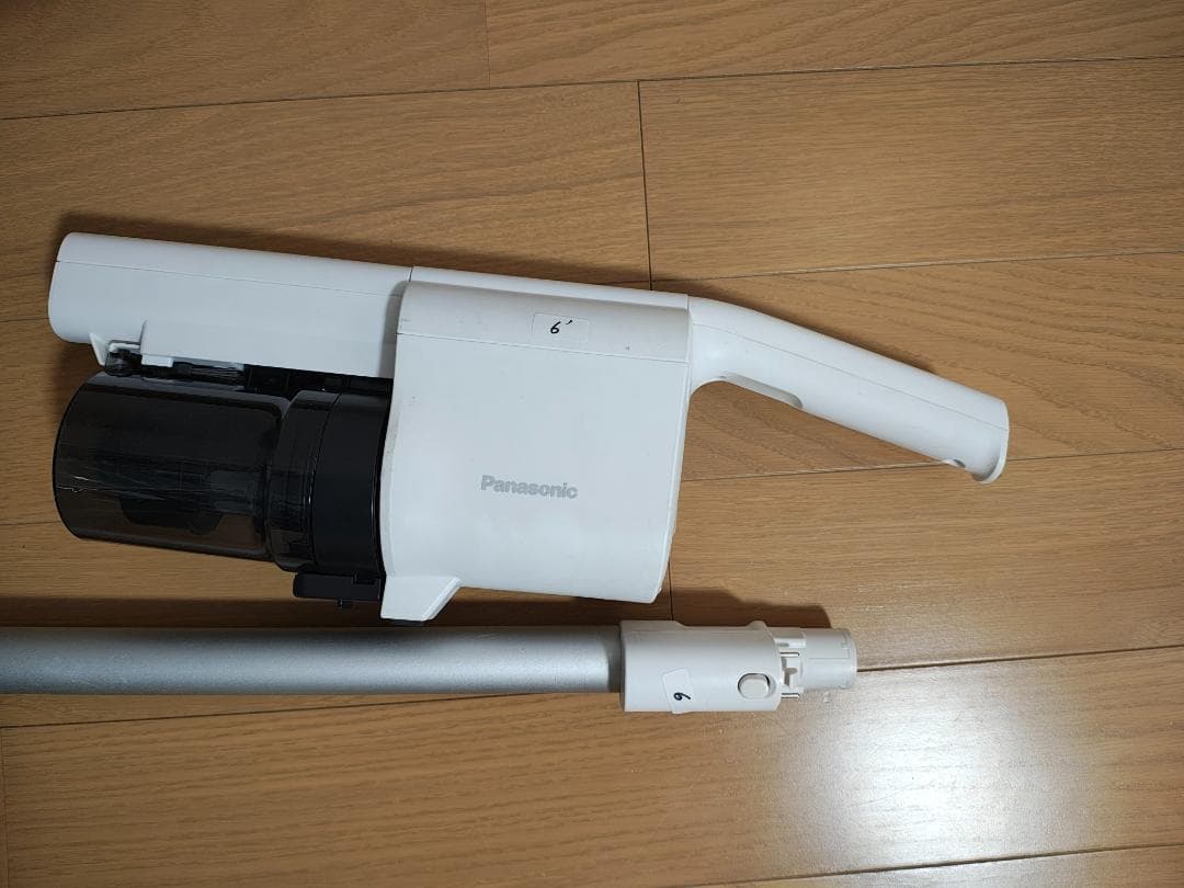 パナソニック★掃除機★2024年製★MC-SB33J★バッテリーの状態良好★6