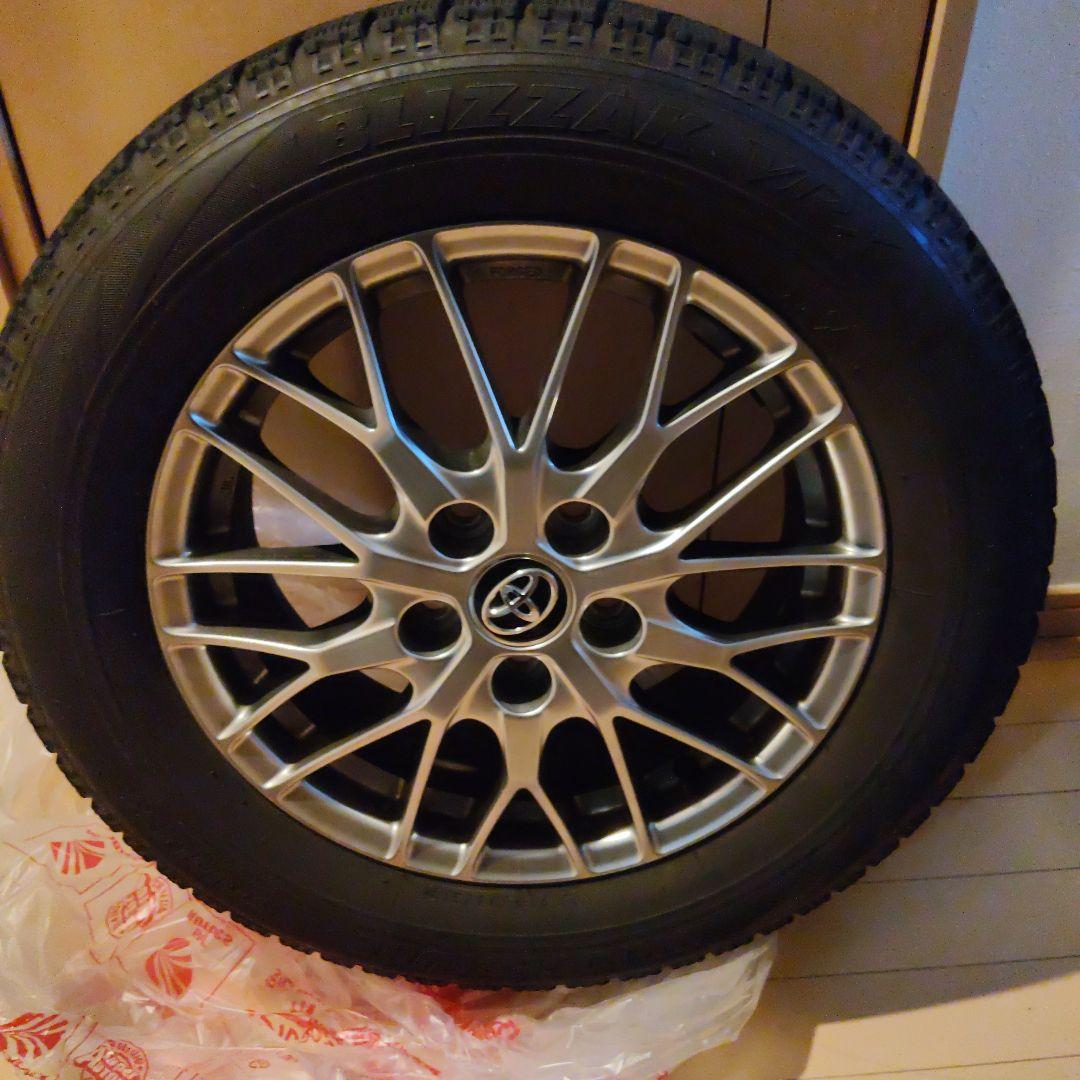 ブリヂストン　BLIZZAK VRX スタッドレスタイヤ 205/60R16