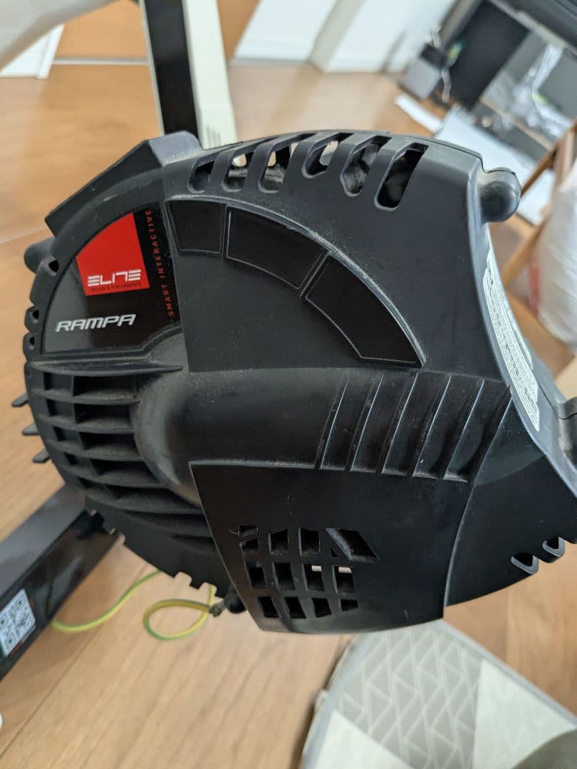 ELITE　サイクルトレーナー　RAMPA　Bluetooth接続確認済み