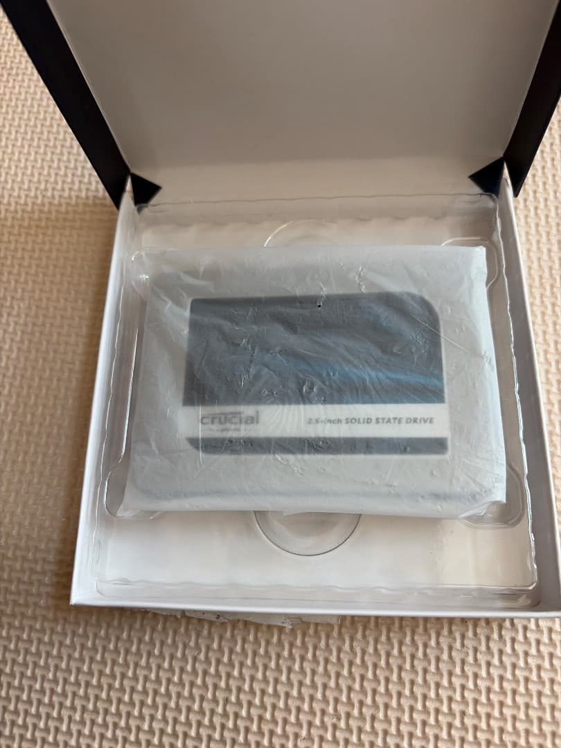 Crucial MX500 SATA接続 SSD (500GB)