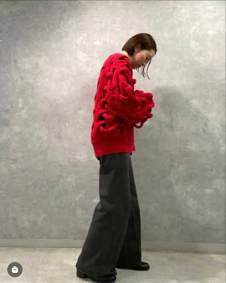 styling/ クロスケーブルニットカーディガン CLANE 白石麻衣着用