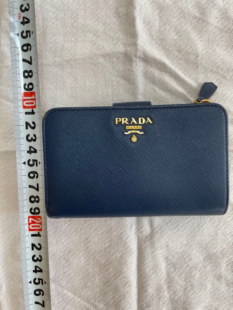 PRADA ネイビー レザー 財布