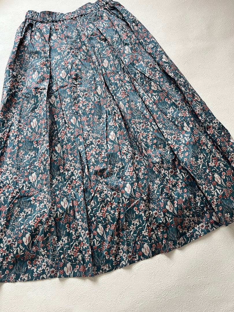 ☆美品☆かぐれ　リバティ　花柄ロングスカート　完売品　kagure