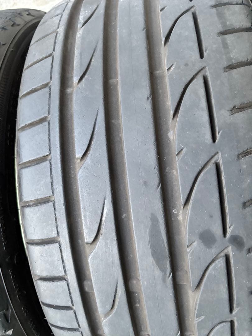 ブリヂストン タイヤ 225/35R18 4本セット
