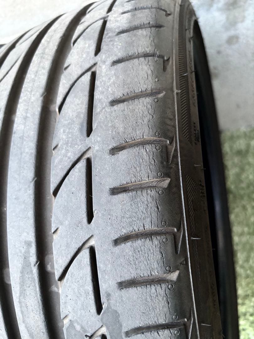 ブリヂストン タイヤ 225/35R18 4本セット