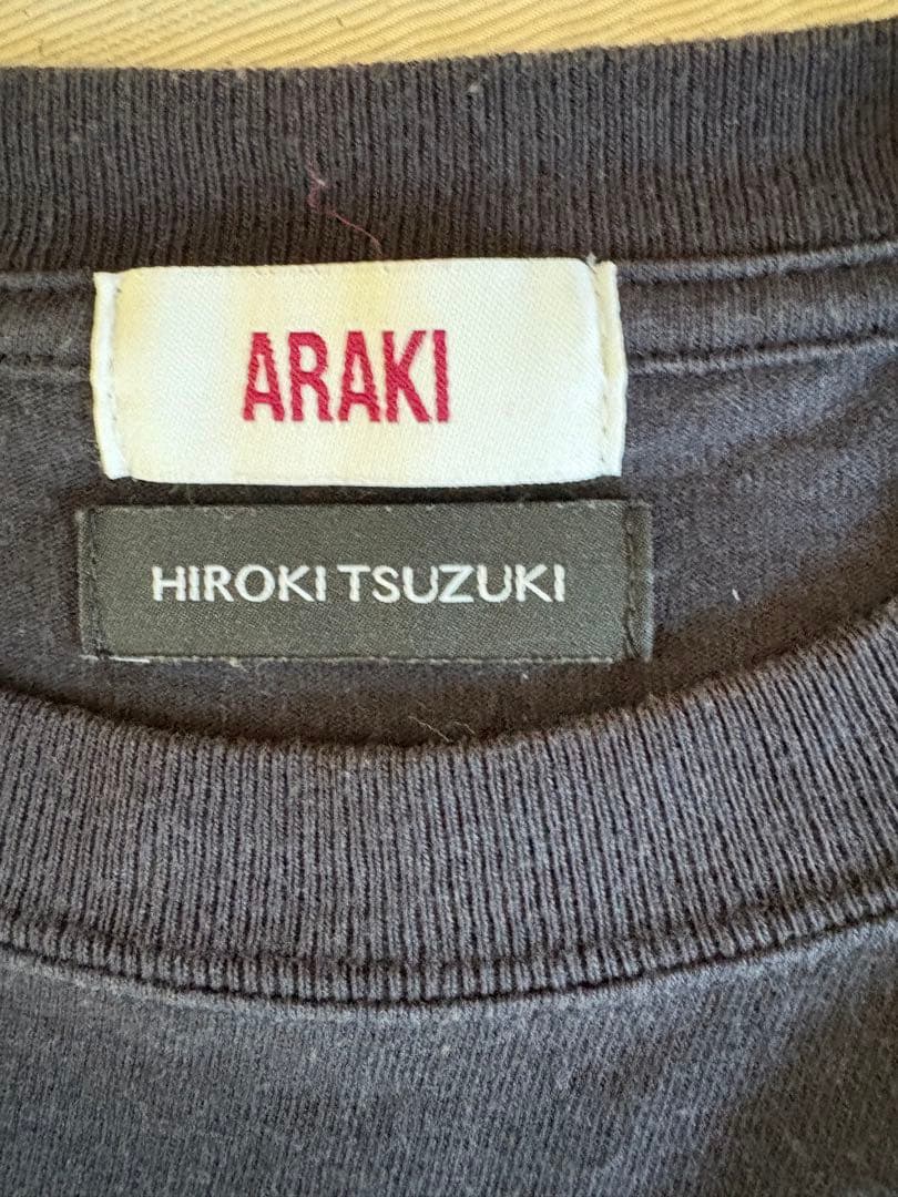 ARAKI × TUZUKI Tシャツ