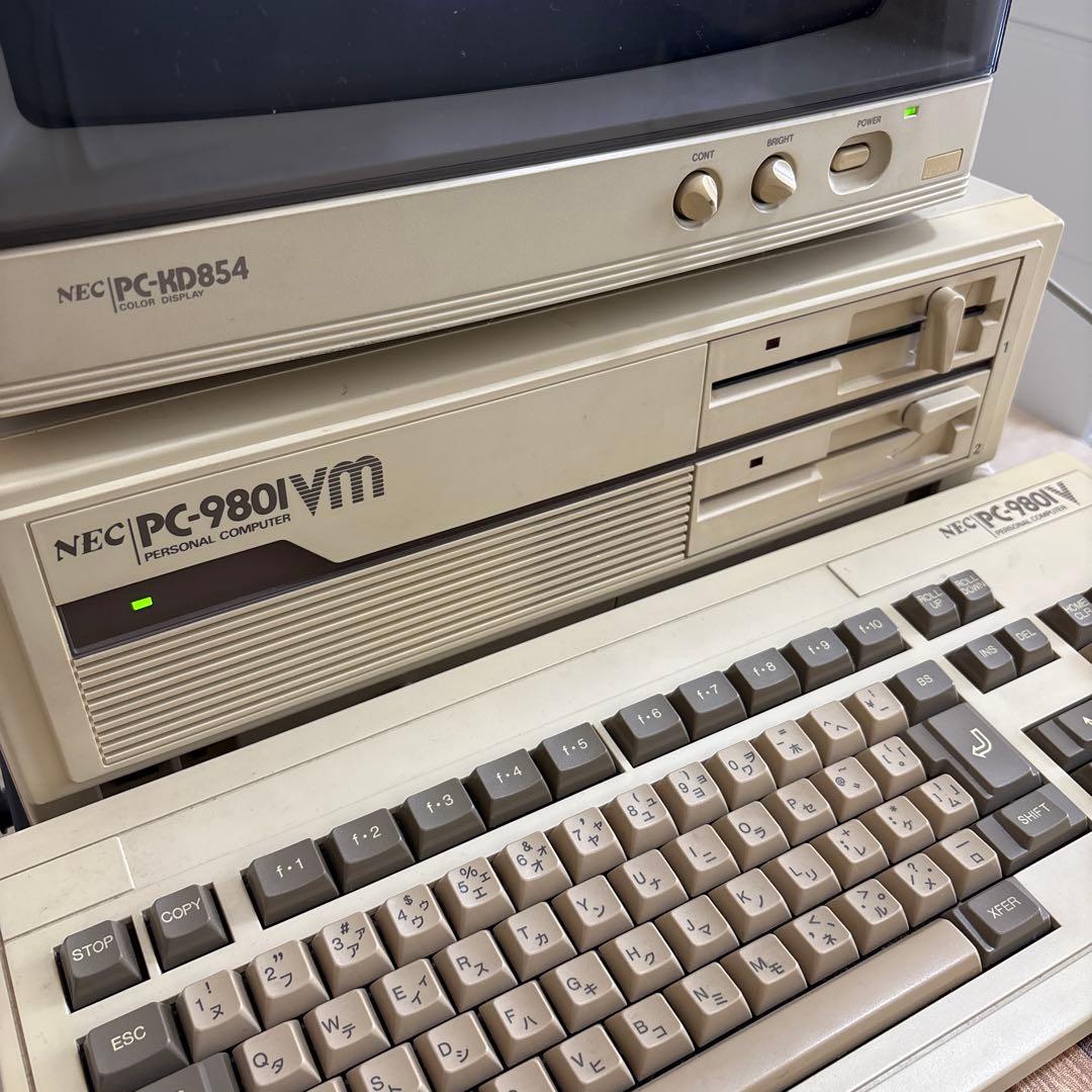 ゆ*。様 NEC PC-9801VM + NEC PC-HD854