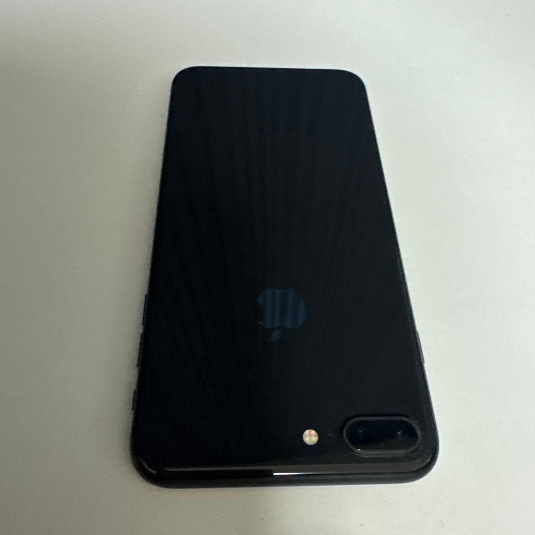 スマートフォン本体 Apple iPhone 8 Plus 64GB