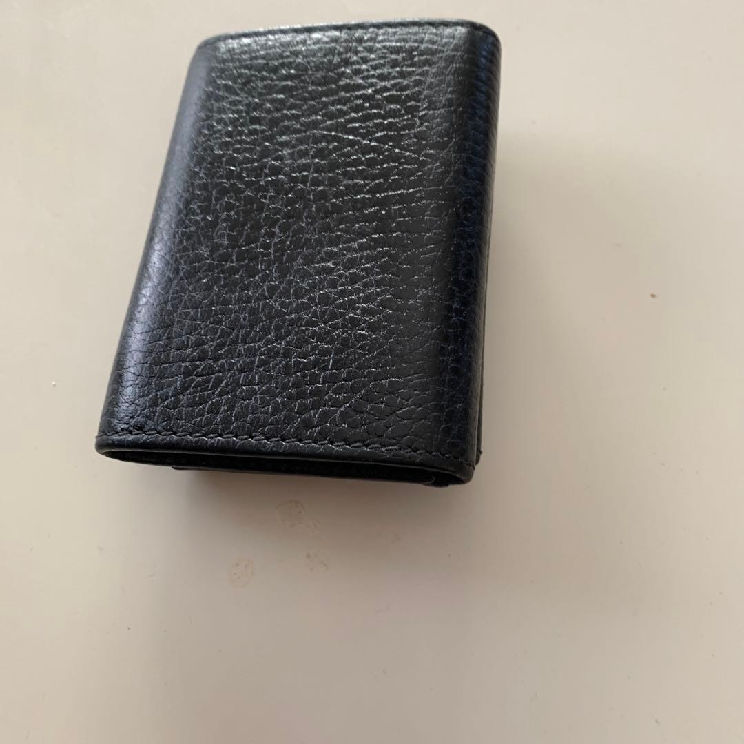 美品！GUCCI GGロゴ ブラックレザー 三つ折り財布