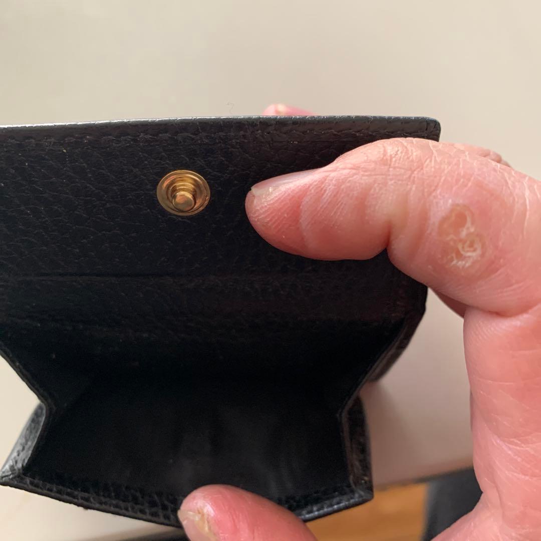 美品！GUCCI GGロゴ ブラックレザー 三つ折り財布