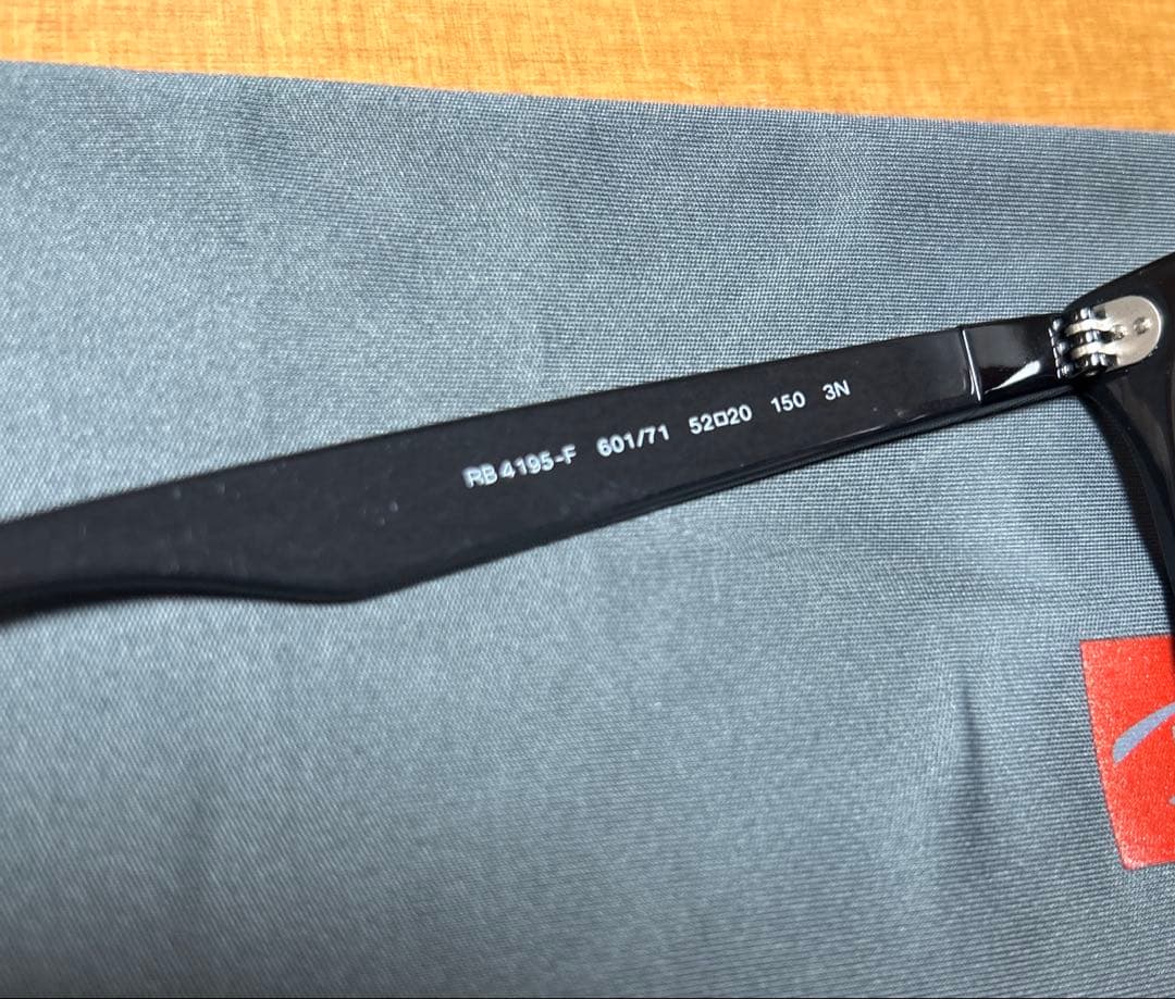 Ray-Ban RB4195-F ブラック 偏光レンズ 美品 ケース付