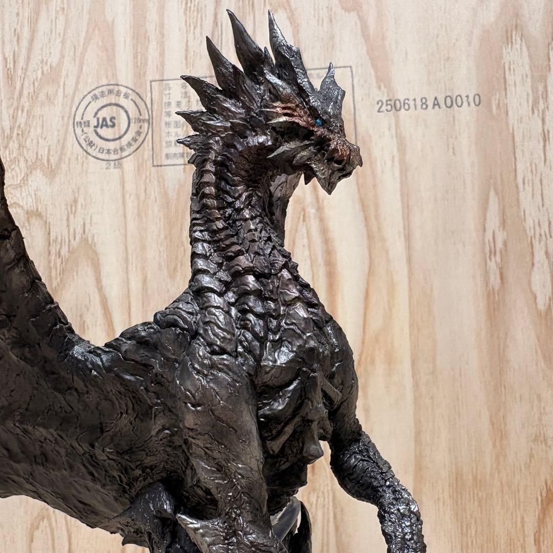 モンスターハンター クリエイターズモデル 鋼龍 クシャルダオラ フィギュア