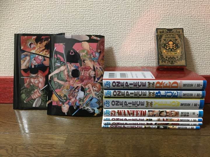 ワンピース 1〜83巻+関連本&グッズ