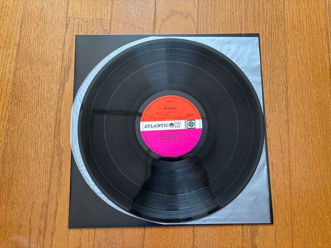 Led Zeppelin 1st UKオリジナル 1/1修正マト