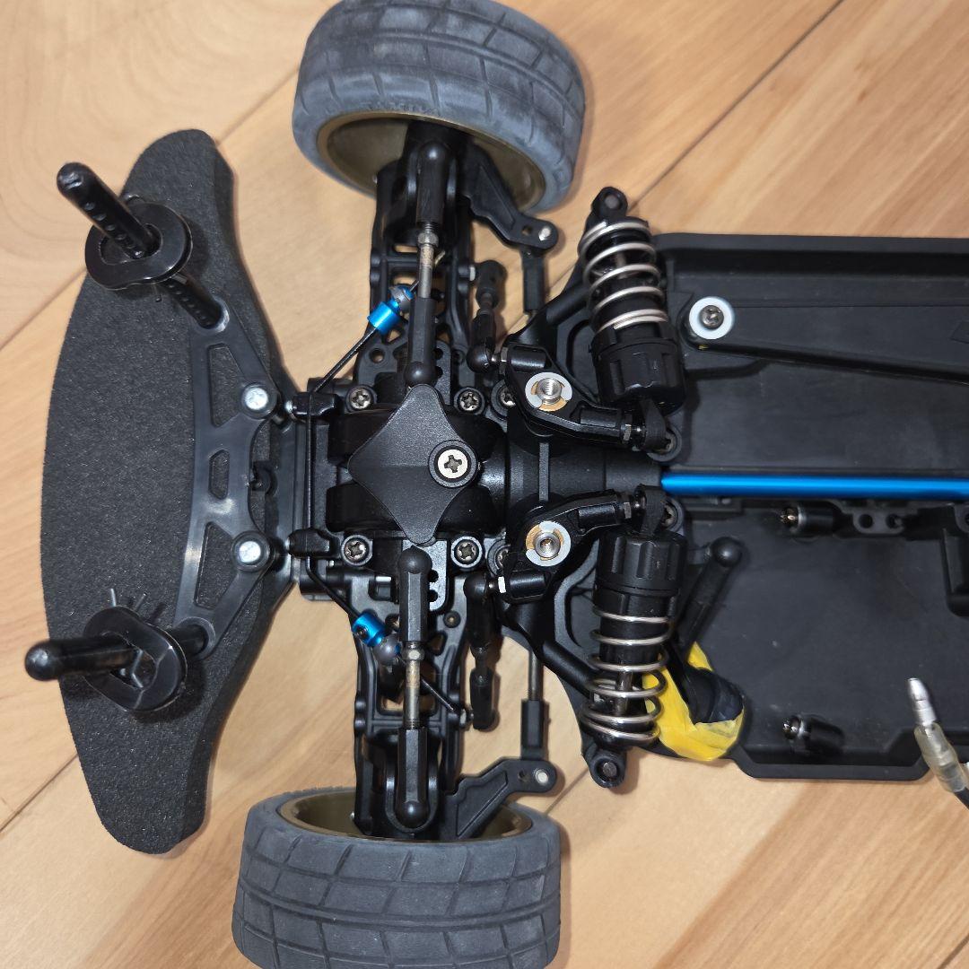 タミヤ　TB04IFS?　シャーシ　フルベア