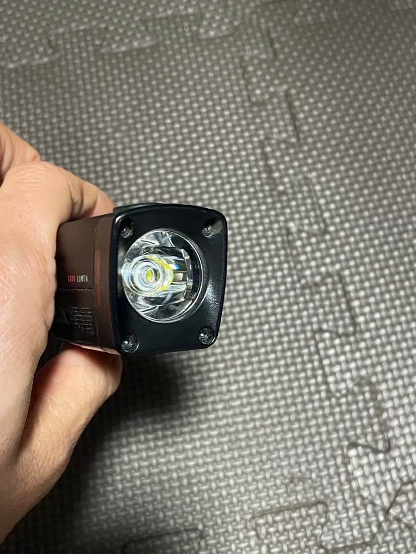 TREK Ion Pro RT フロントバイクライト　トレック　ボントレガー