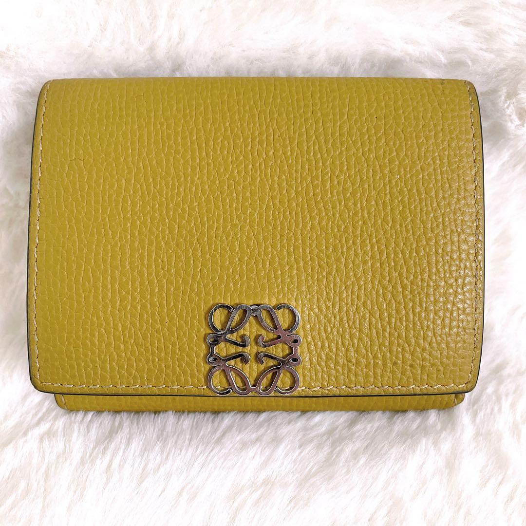 【希少カラー】 LOEWE アナグラム トライフォールド 三つ折り財布 可愛い