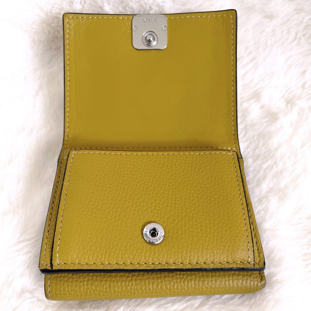 【希少カラー】 LOEWE アナグラム トライフォールド 三つ折り財布 可愛い
