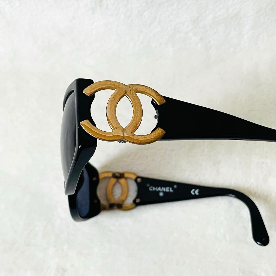 CHANEL ブラック サングラス ココマーク　イタリア製　94305