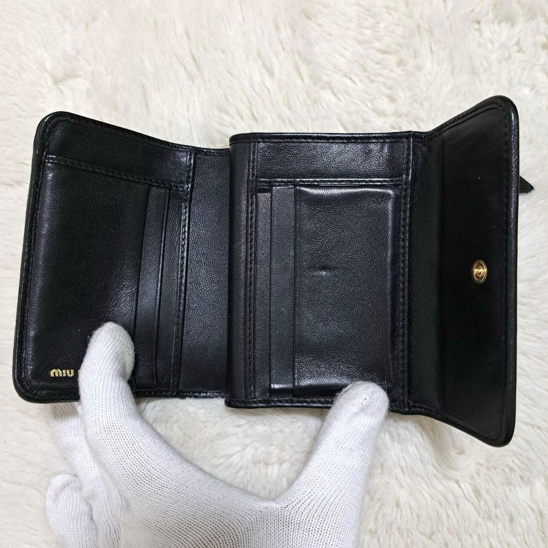 ✨極美品✨ミュウミュウ　三つ折り　マテラッセ　レザー　ブラック　キルティング