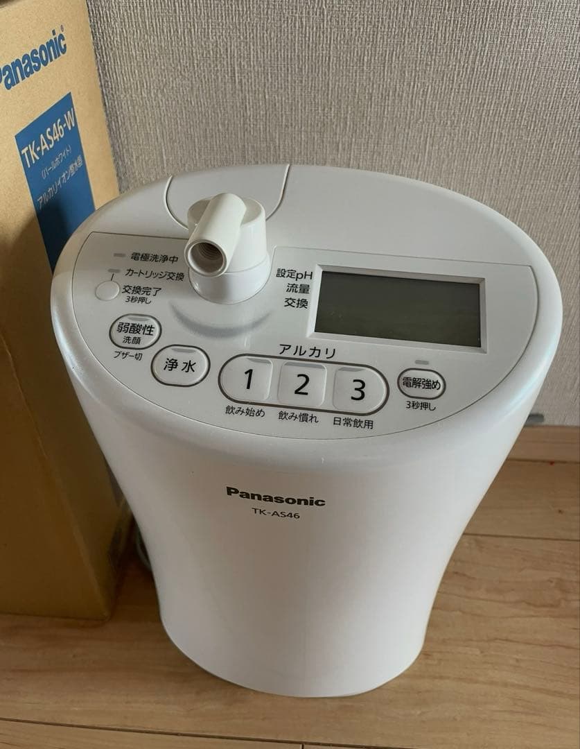 パナソニック パールホワイト 浄水器 TK-AS46-W