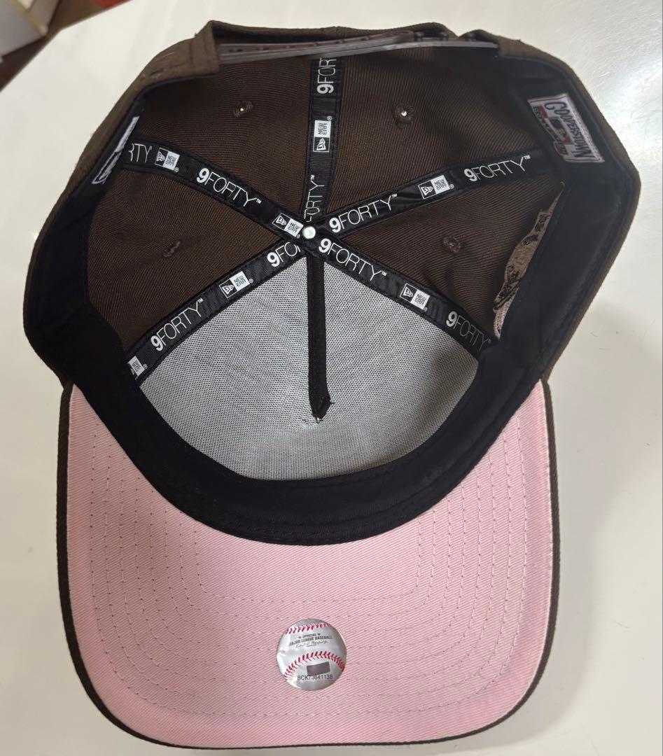 海外限定 ニューエラ 9forty A-FRAME パドレス ブラウン ピンク