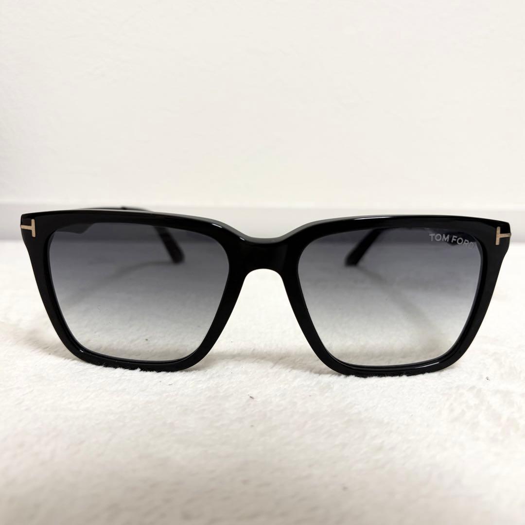 【美品】トムフォード　TOM FORD TF-862-01B サングラス