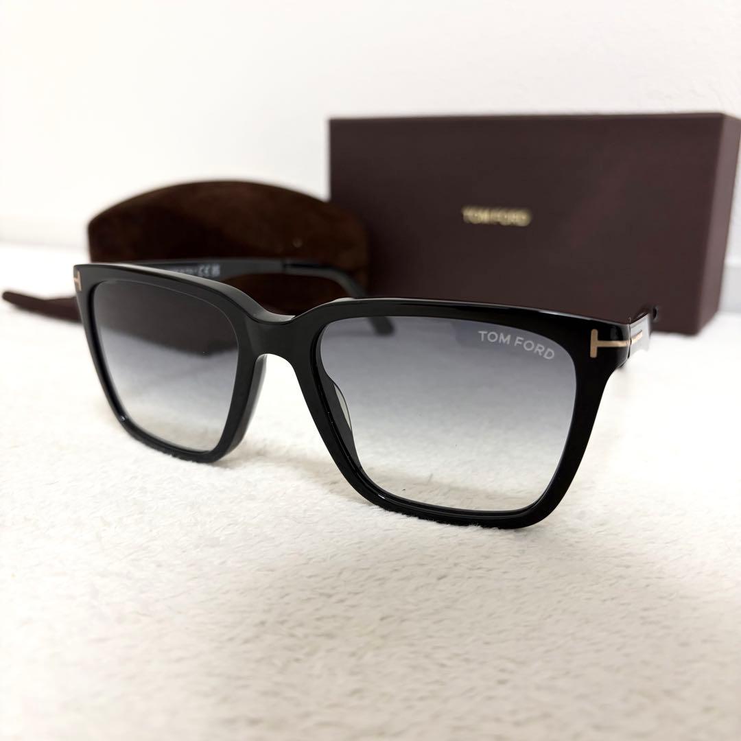 【美品】トムフォード　TOM FORD TF-862-01B サングラス