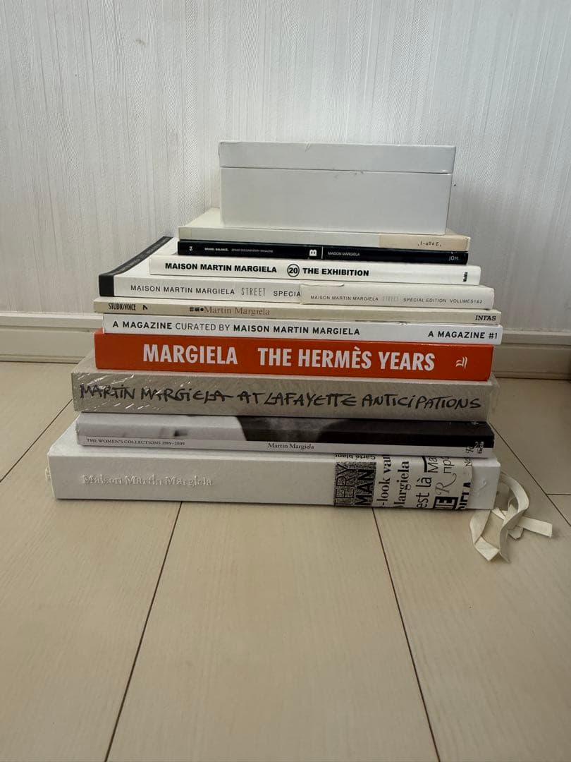 美品Martin Margiela オフィシャルブック　洋書　特集　11冊セット