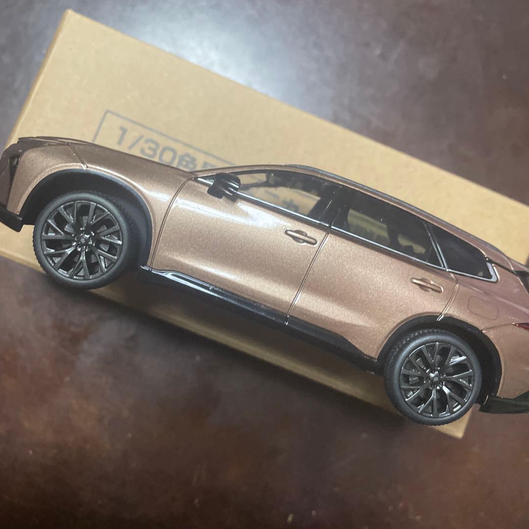 期間限定出品！　クラウンエステート　ミニカー