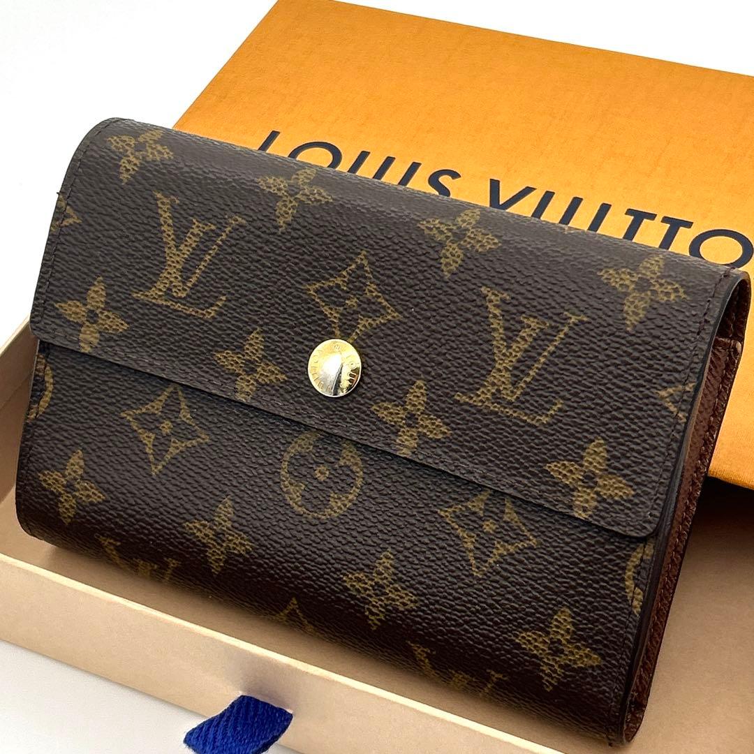 Louis Vitton モノグラム 三つ折り財布 パスケース窓付 男女兼用