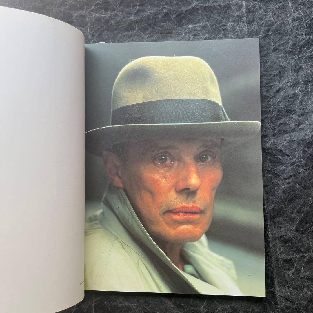 Joseph Beuys『with Fat and Felt』アートブック