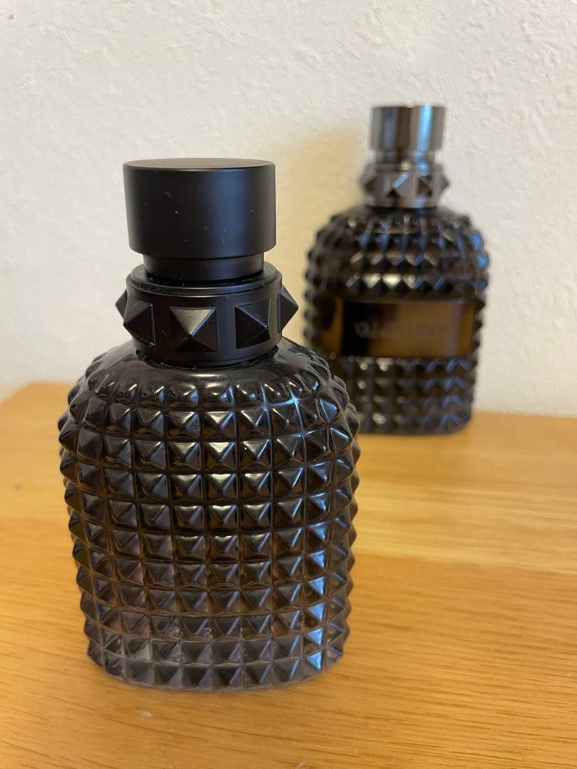 VALENTINO ヴァレンティノウオモボーンインローマ　オードトワレ 50ml