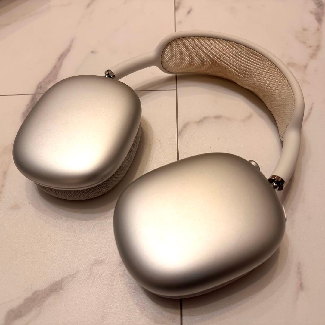 【中古品】AirPods MAX スターライト シルバー