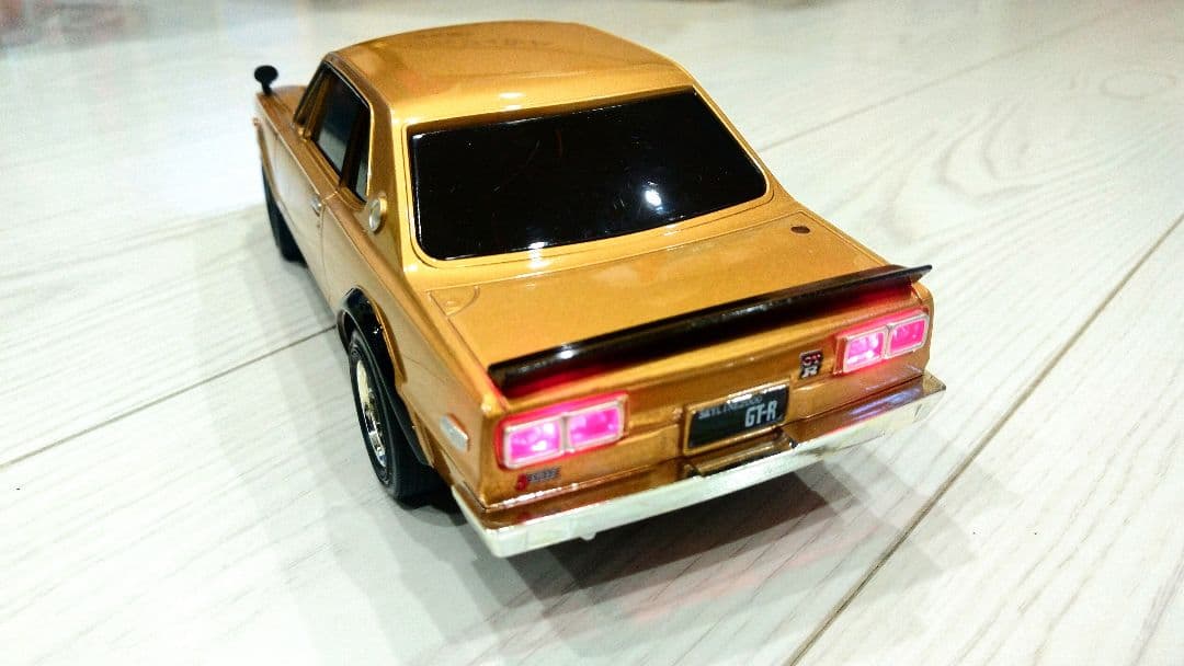 非売品R/C日産スカイライン 2000GT-R ハコスカ ゴールド1/20
