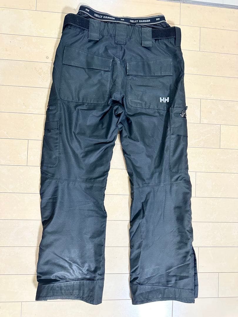 ヘリーハンセン　HellyHansen スノーボードウェア　上下セットアップ