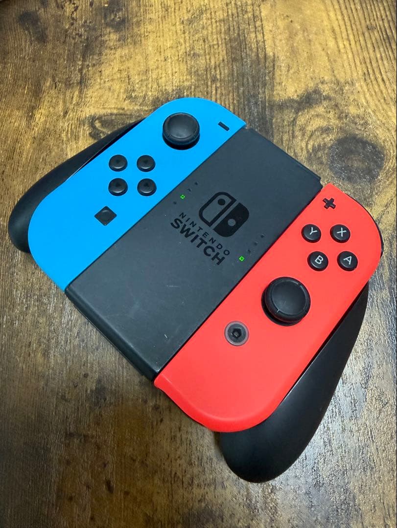 週末値下げ中♪ Nintendo Switch 本体 箱付き ケース付き