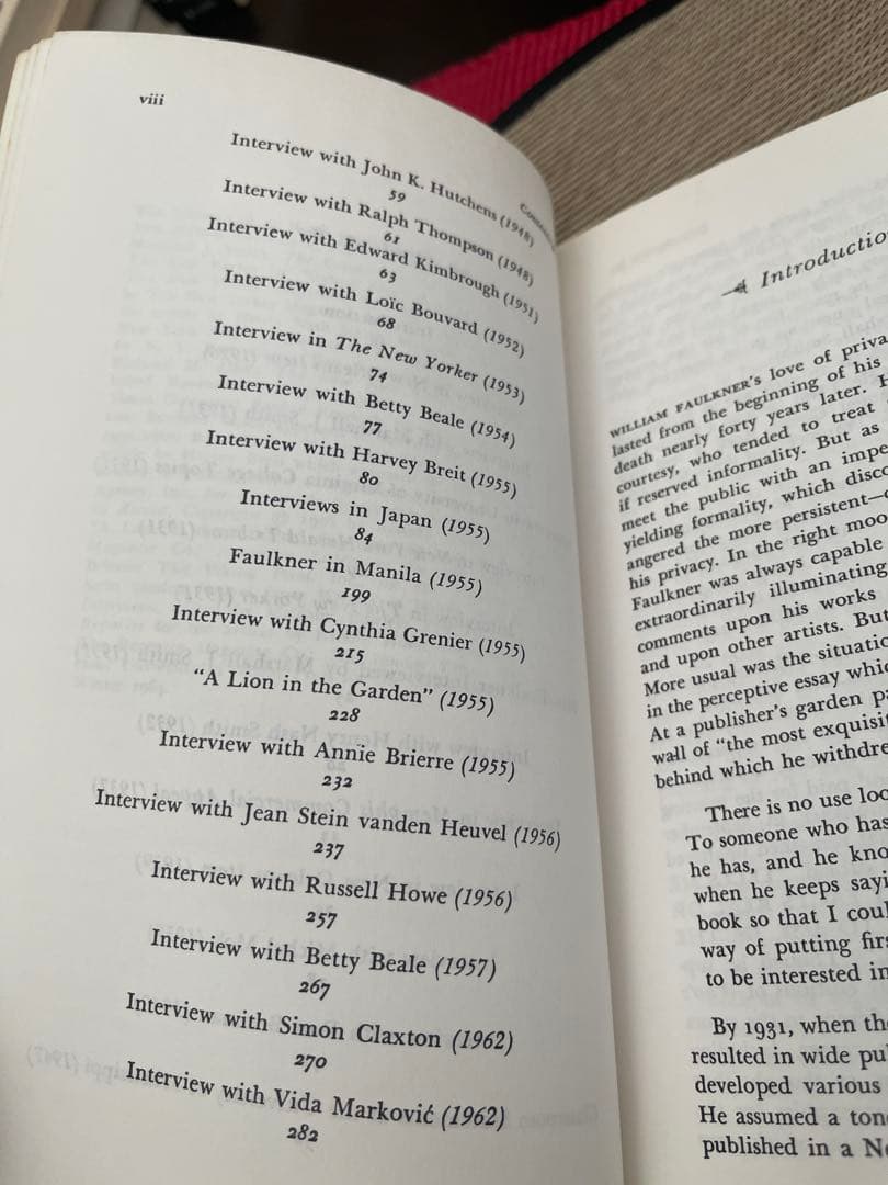 洋書 Lion in the Garden: William Faulkner